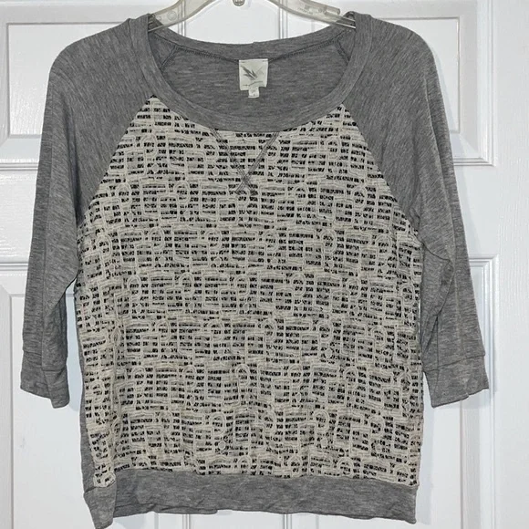 Anthropologie brand 3/4 sleeve lace top size small - Picture 1 of 7